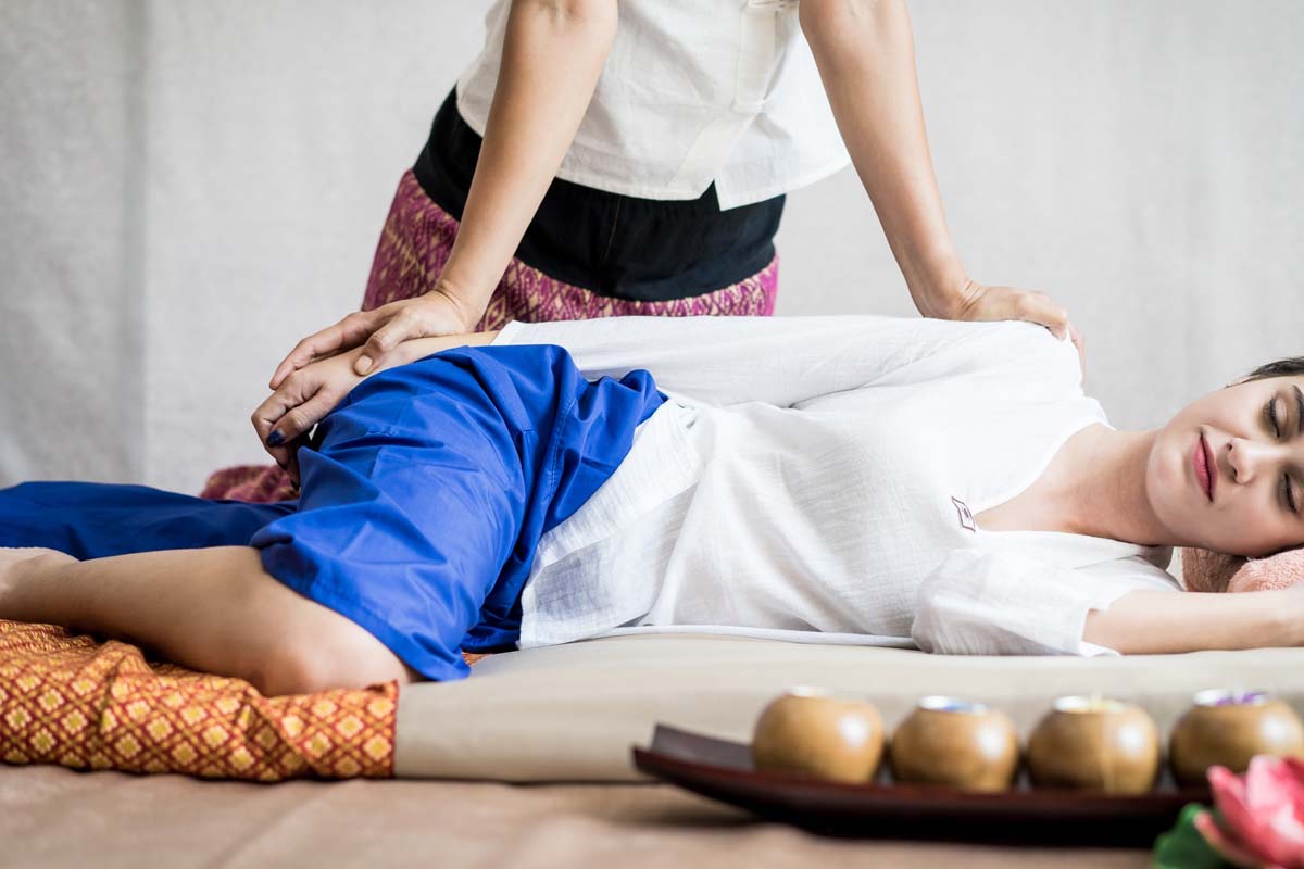 What are the Differences Between Traditional and Non-traditional Physical Therapy