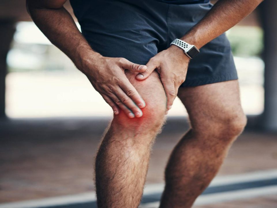 Knee Pain When Walking or on Stairs