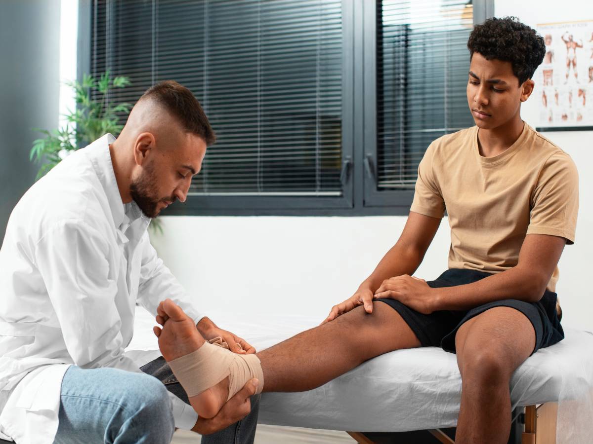 How Sports Injury Rehab Can Prevent Surgery