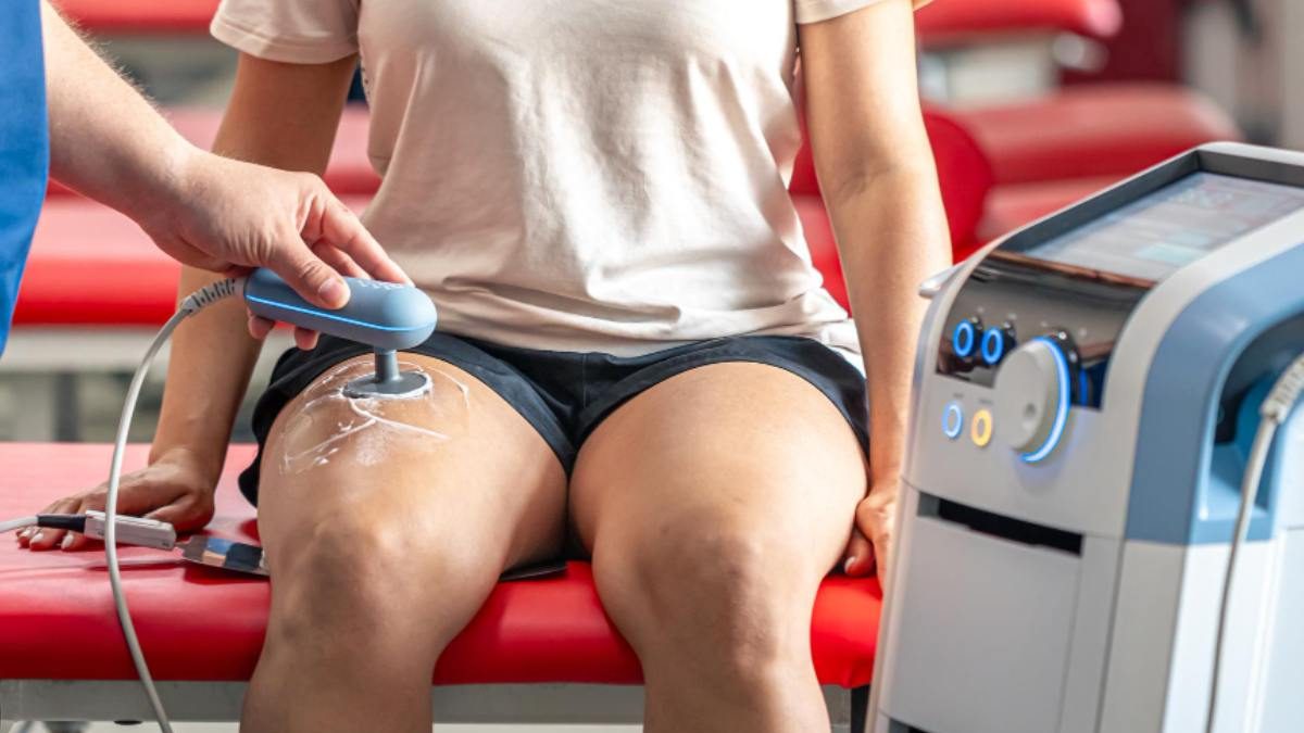 Acoustic Shockwave Therapy vs Cortisone Shots: What's the Difference?