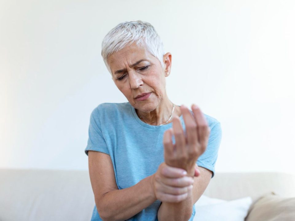 Red Light Therapy for Arthritis and Joint Pain in Las Vegas